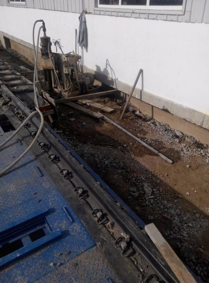 无极注浆治理铁路高路基沉陷病害